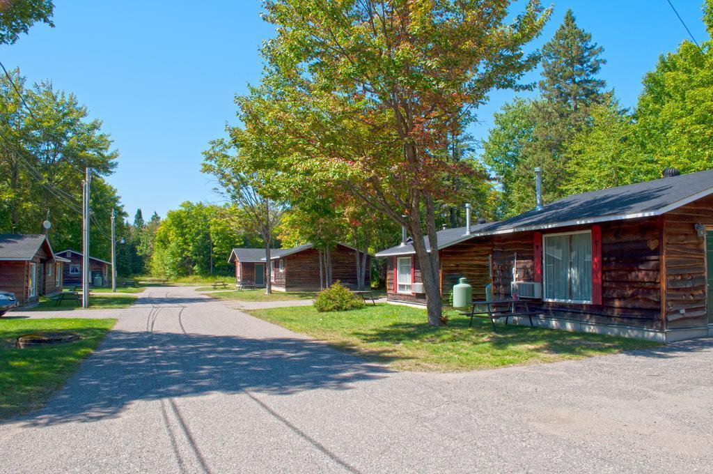 Glenview Cottages Sault Sainte Marie Esterno foto